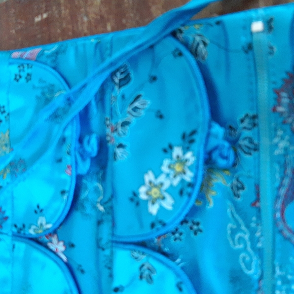 Made in Hong Kong Jewellery Case - Picture 3 of 6